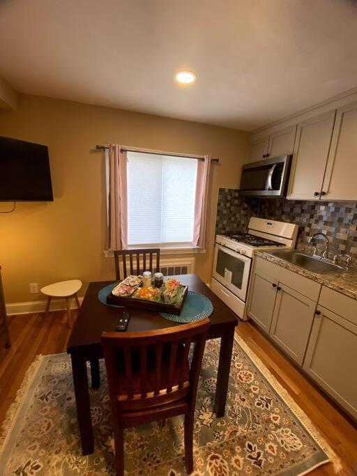 Cozy Boston Getaway Apartment! Free Parking Extérieur photo