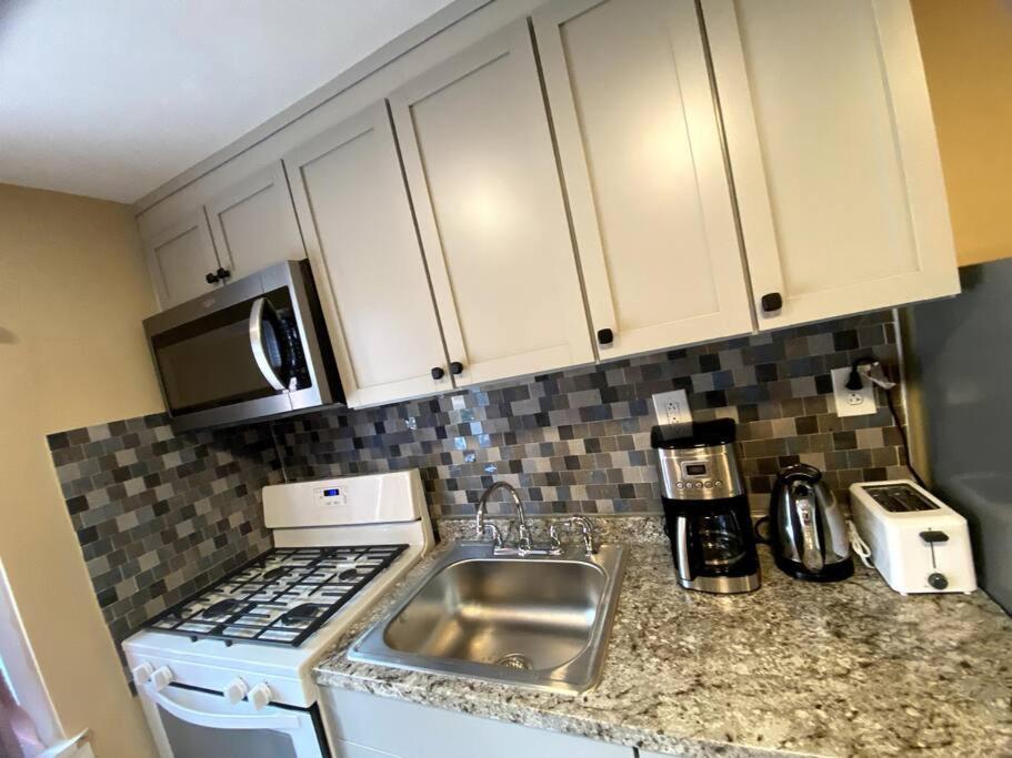 Cozy Boston Getaway Apartment! Free Parking Extérieur photo
